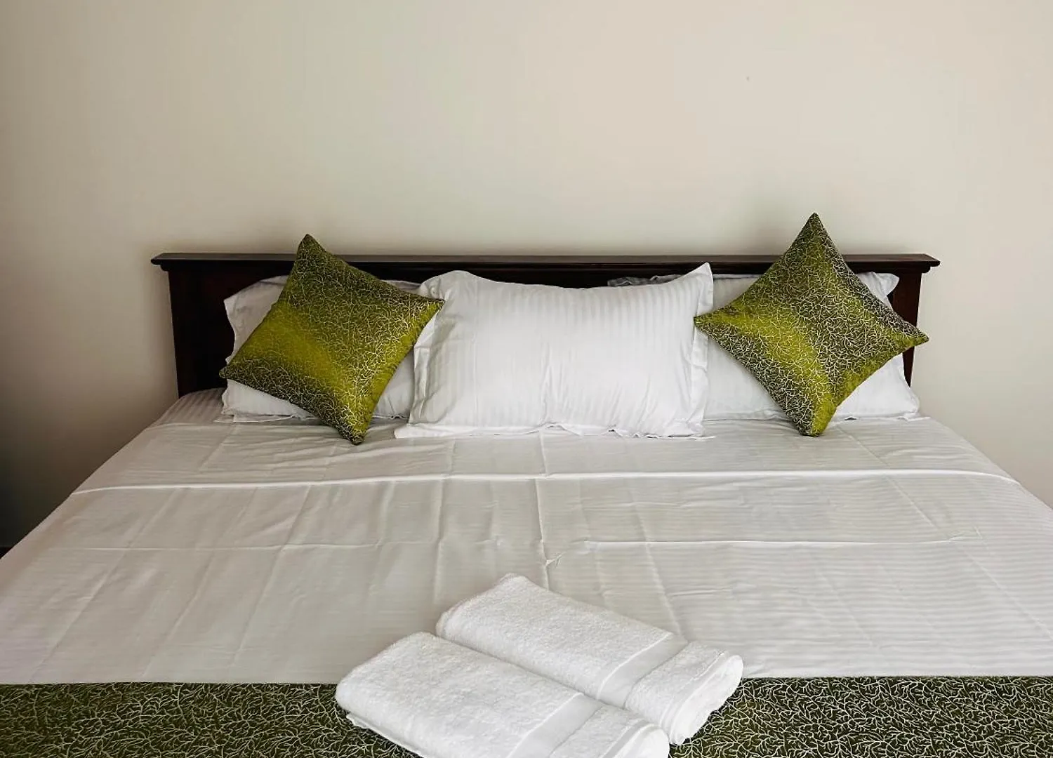 Neem Aura Home Stay Liyanagemulla 0*,