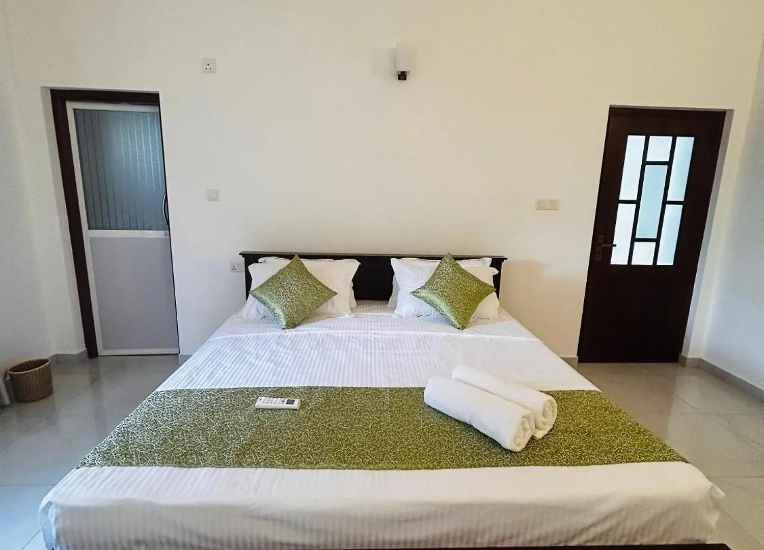 Bed & Breakfast Neem Aura Home Stay Liyanagemulla