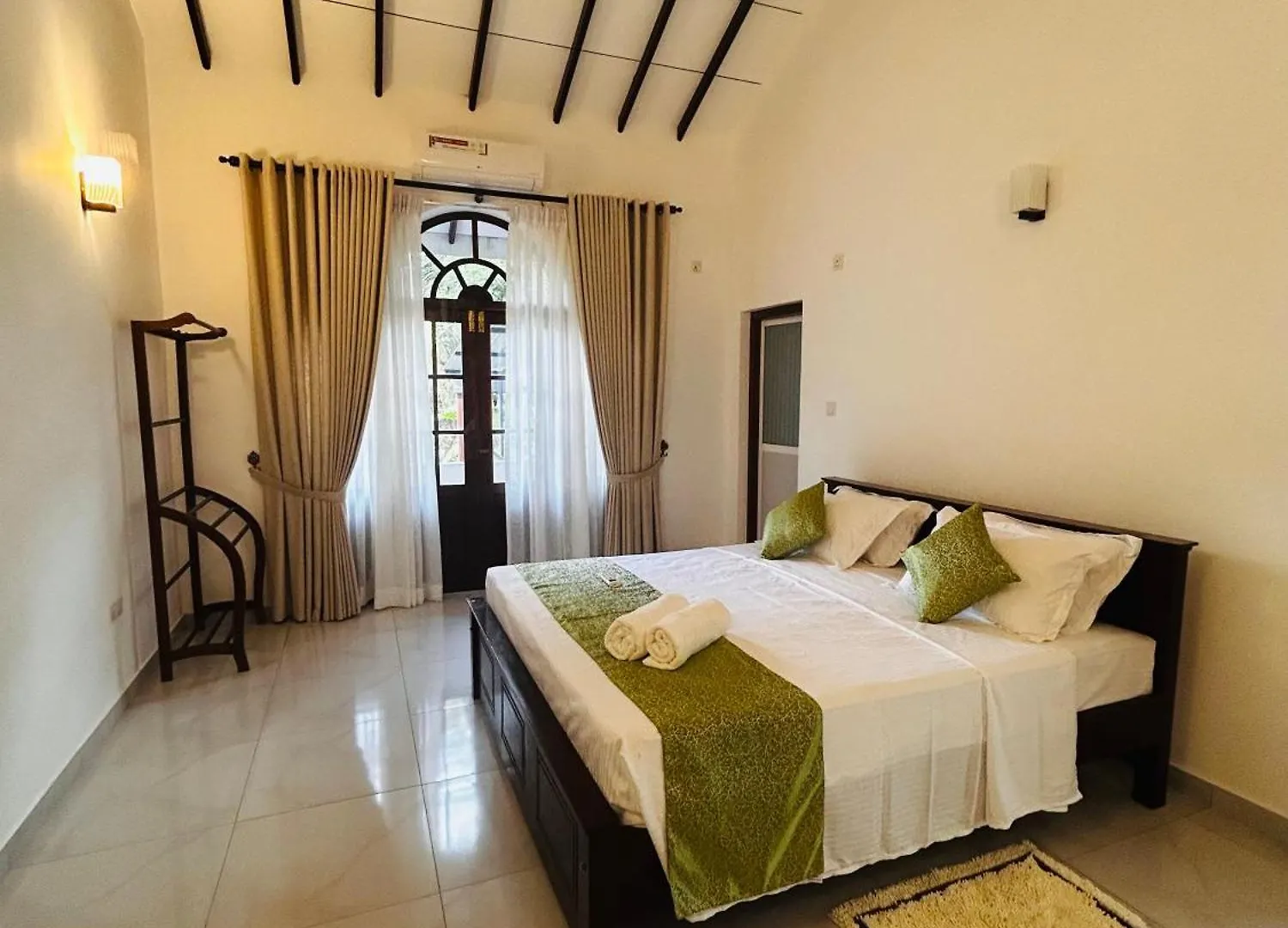 Neem Aura Home Stay Liyanagemulla