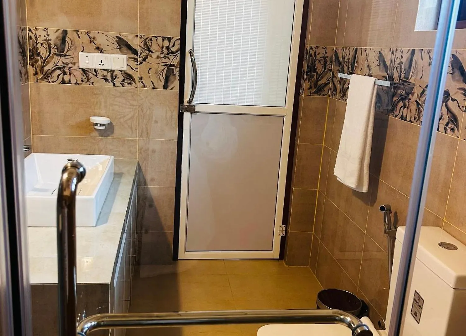 Bed & Breakfast Neem Aura Home Stay Liyanagemulla